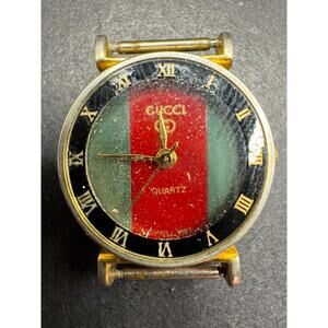 VTG Gucci Women's Elegant Quartz Watch with Red Green Logo Dial Gold Tone